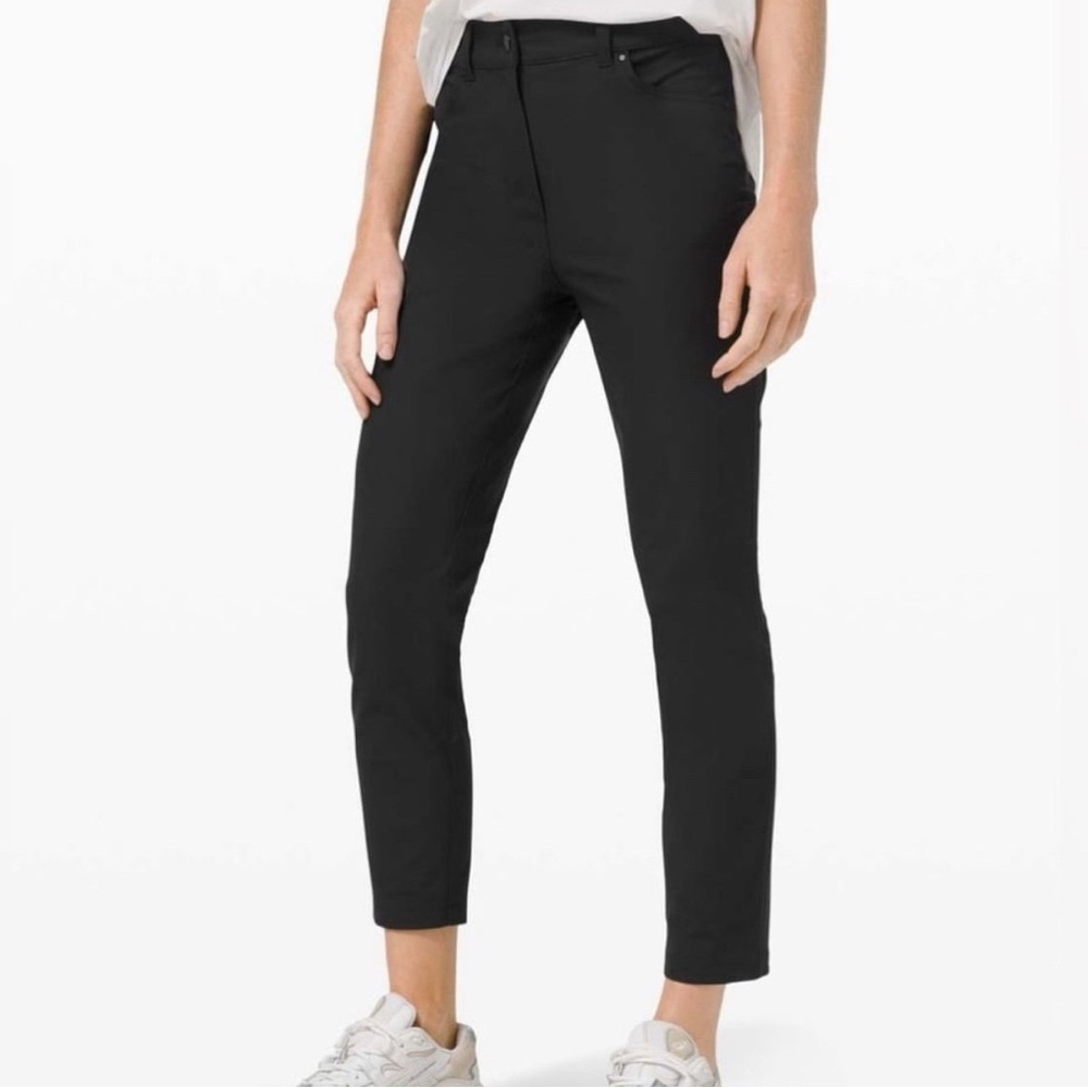 Lululemon NWT City Sleek 5-pocket pant 7/8- size 6